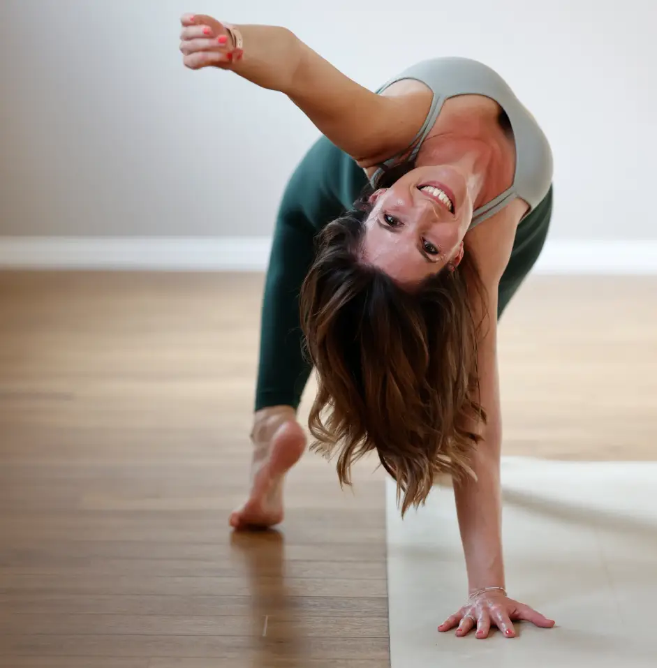Maren Trippel UNIT Yoga